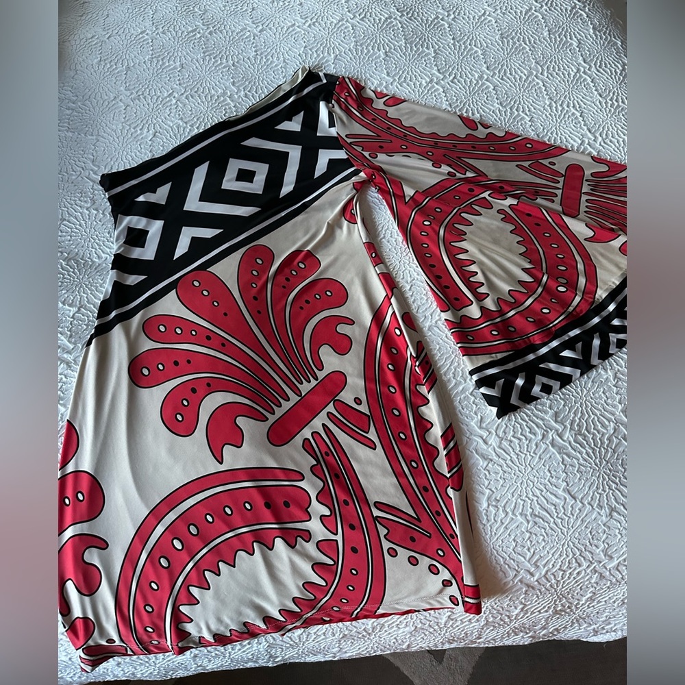 One shoulder Analili dress.size M/L